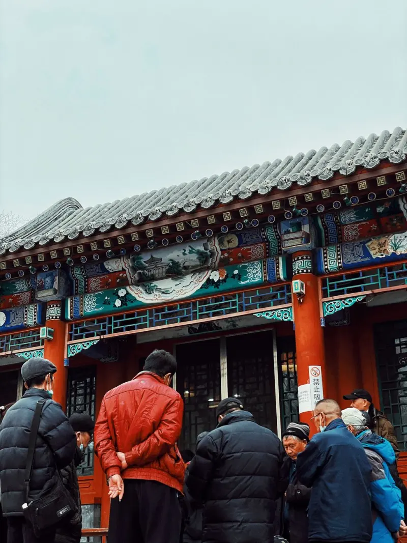 产业图谱设计在招商引资中的应用：园区宣传册案例深度解析