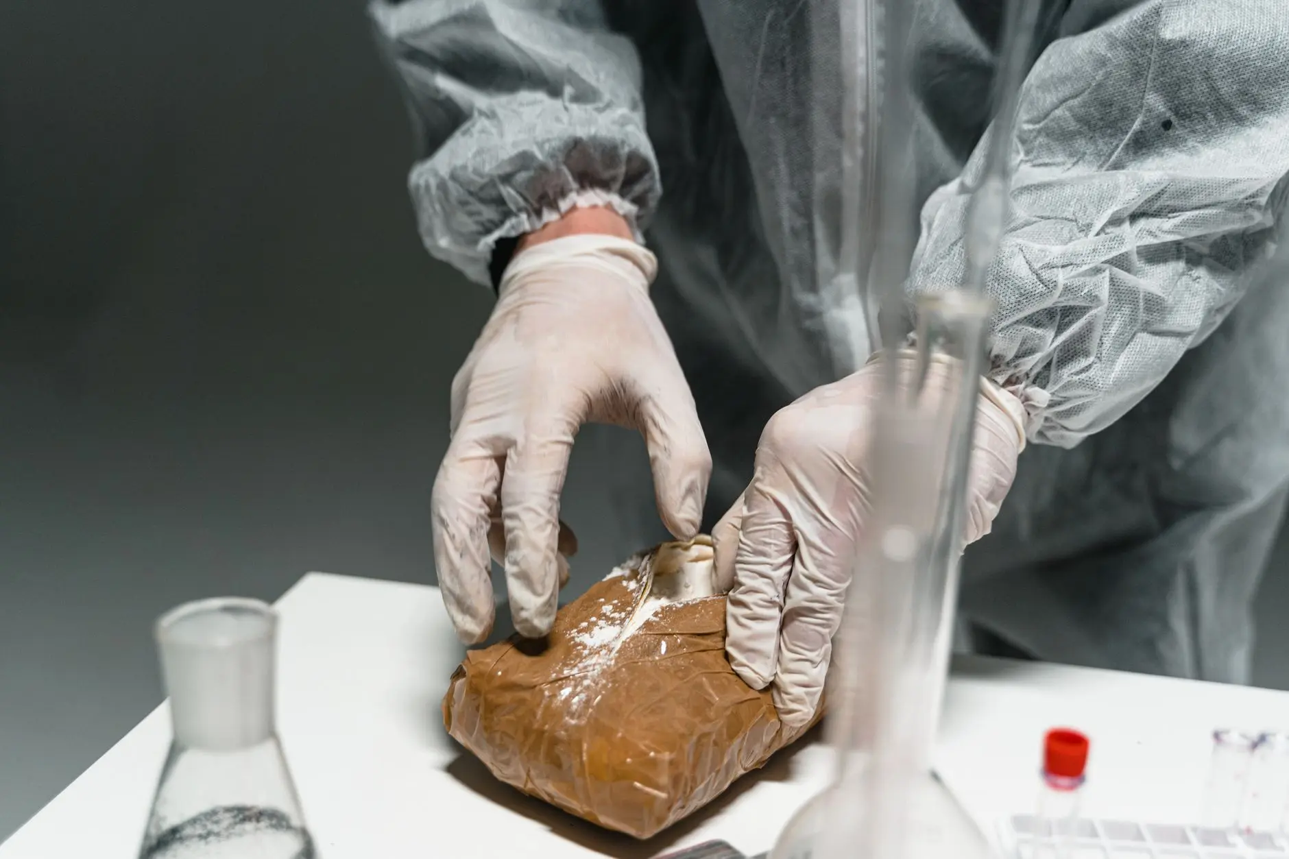 内蒙古产业园区招商手册设计：从信息架构到视觉吸引力的全流程解析